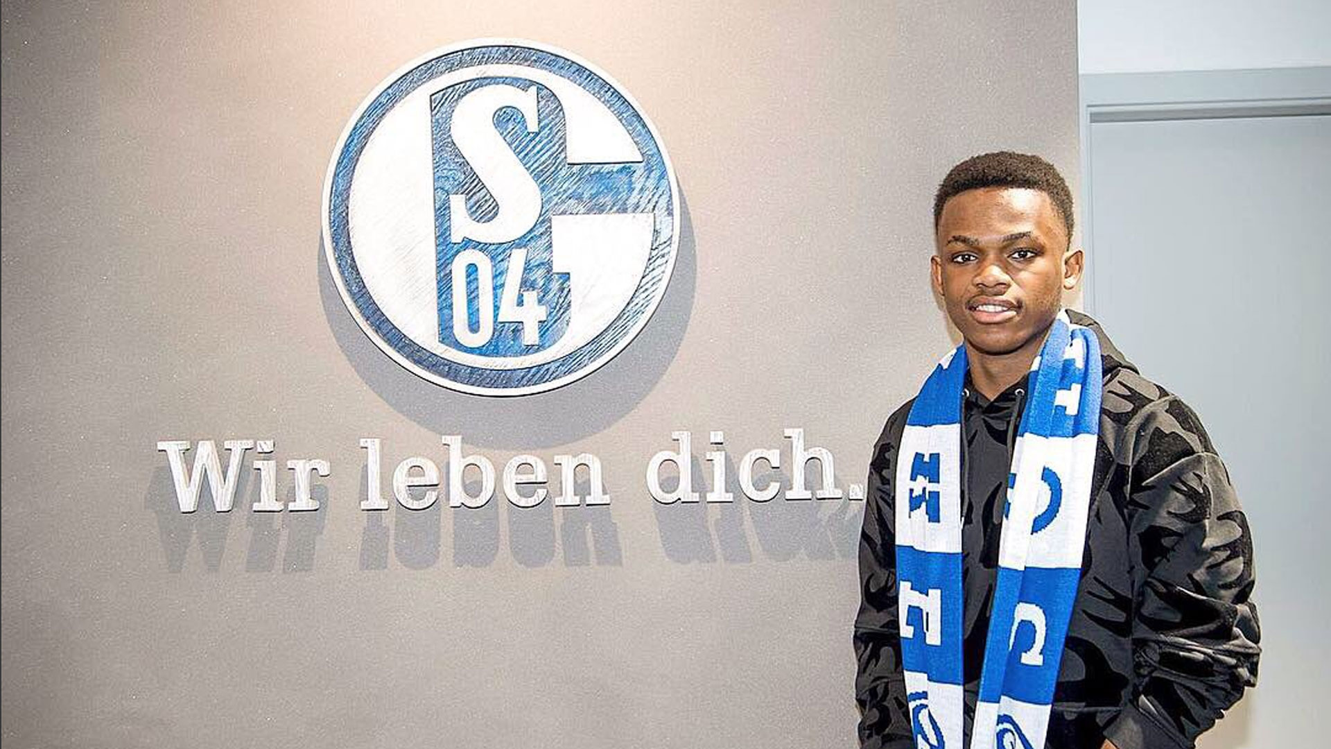 剧湖人在面 剧湖人在面